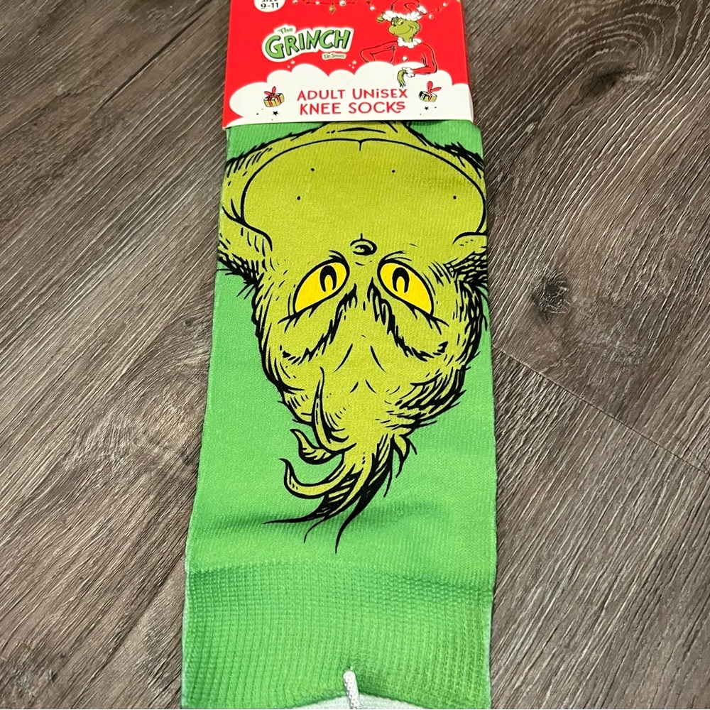 LAST PAIR!! Cute Grinch Knee High Socks- NWT